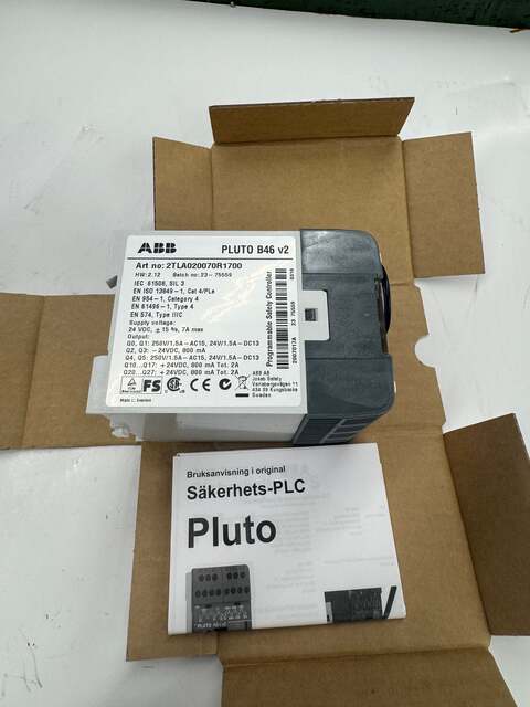 ABB Programmable Safety Controller 2TLA020070R1700 24 VDC - Image 2