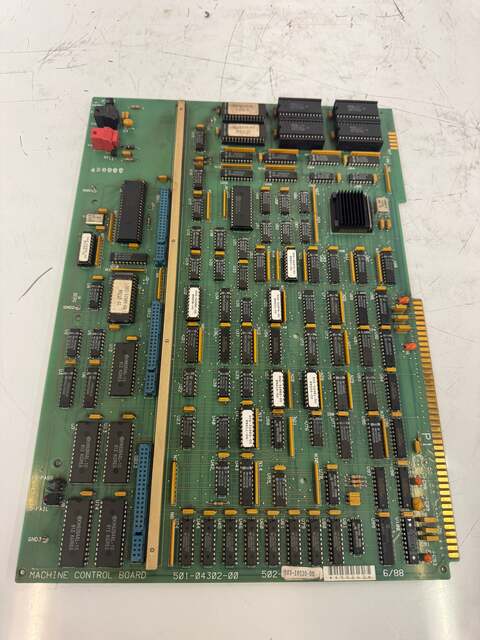 Giddings & Lewis Machine Control Board 501-04302-00 - Image 1