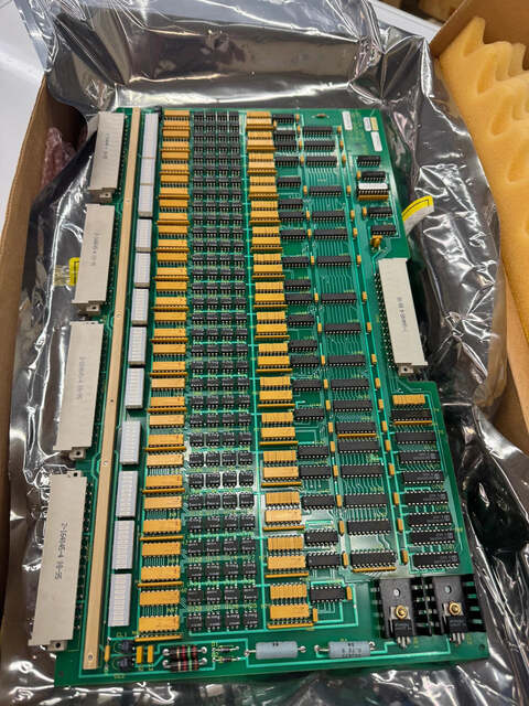 Giddings & Lewis (Fives) I/O Module 501-04537-01 - Image 1