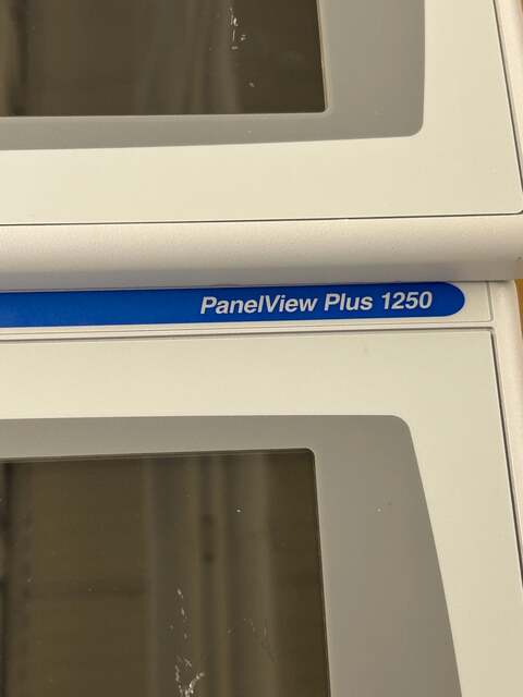 Allen-Bradley HMI Touch Screen Display Module 2711P-RDT12C - Image 4