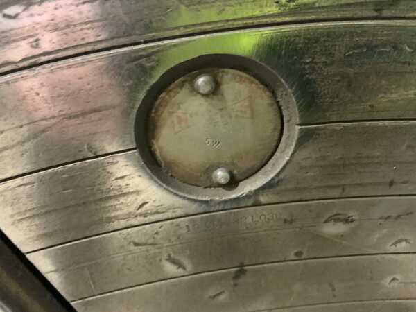 32" 4-Jaw chuck with L3 back, 6" chuck thickness, 5-1/4" hole thru chuck - Image 3