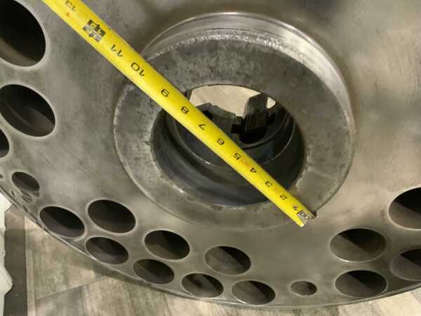 32" 4-Jaw chuck with L3 back, 6" chuck thickness, 5-1/4" hole thru chuck - Image 7