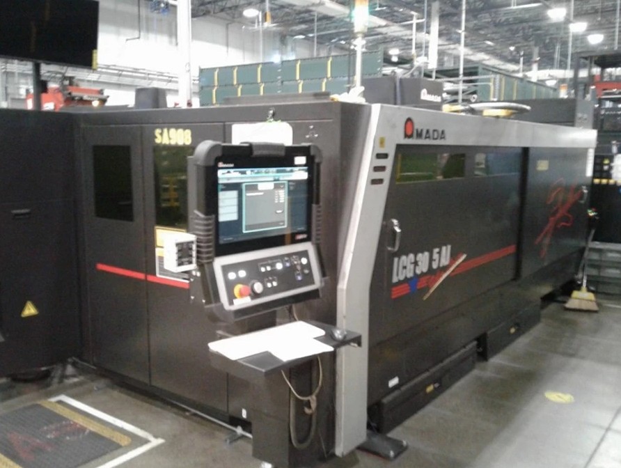 Amada #LCG-3015AJ, CNC fiber laser, 2000 watt, 5' x10'sheet, 121" X, 61" Y, 3.93" Z, NT Control, chiller - Image 1