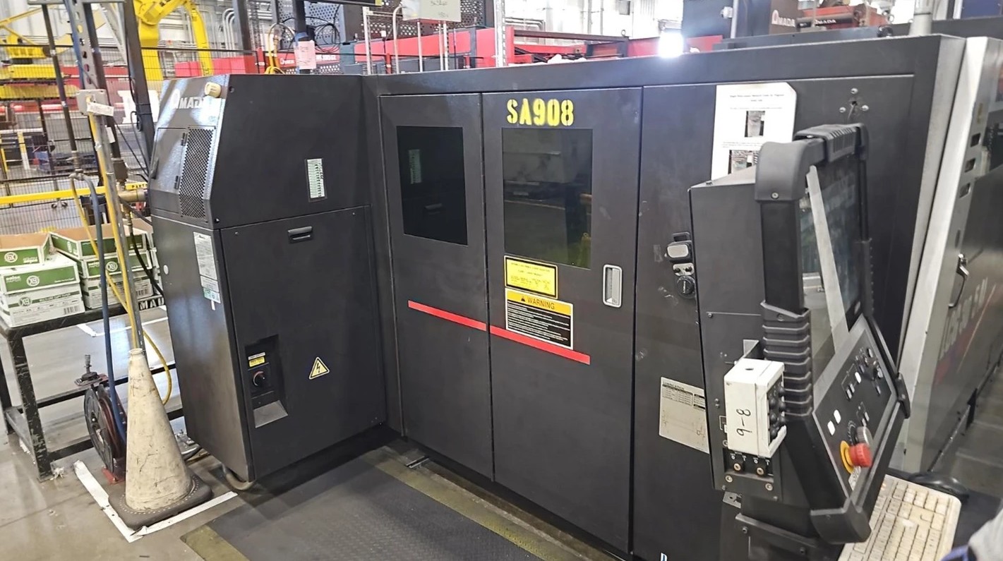 Amada #LCG-3015AJ, CNC fiber laser, 2000 watt, 5' x10'sheet, 121" X, 61" Y, 3.93" Z, NT Control, chiller - Image 5