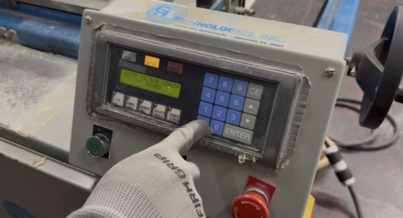 Giddings & Lewis Technologies #LPS-36, Louver Production Machine w/ Custom Jig, 2-1/2" to 4-1/2" louver - Image 5