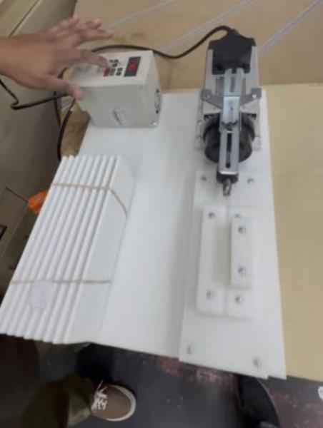 Giddings & Lewis Technologies #LPS-36, Louver Production Machine w/ Custom Jig, 2-1/2" to 4-1/2" louver - Image 10