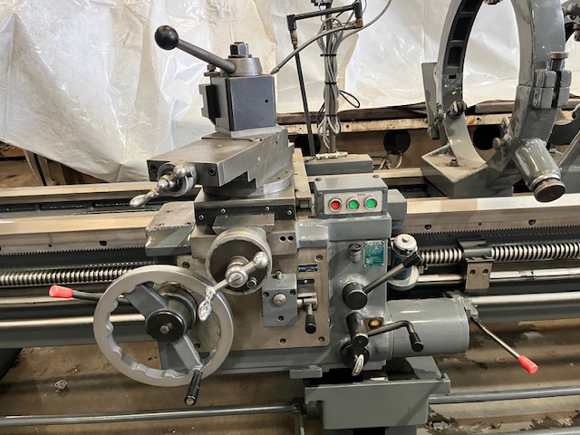 24" x 118" Hwacheon #HL-630, precision engine lathe, Sony 2-Axis digital read out, like new - Image 5