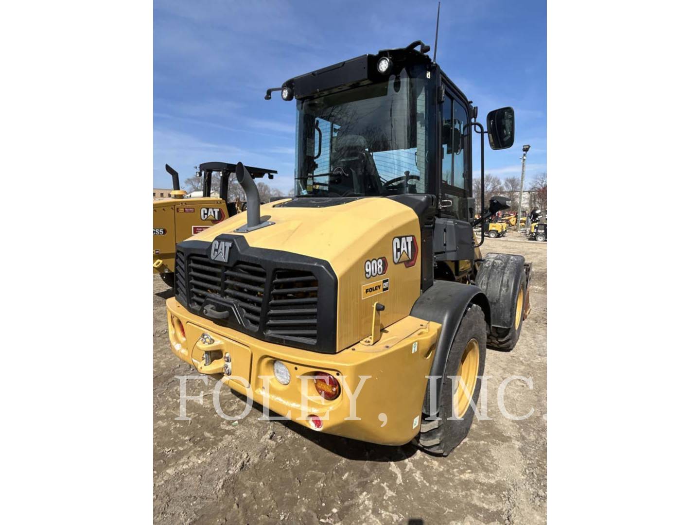 Cat 908-14, Wheel Loader, 57 hours, S/N: HZ800206, 2022 - Image 3
