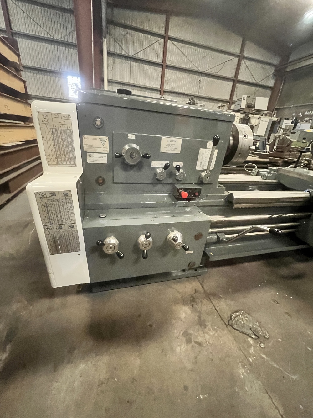 27.5" x 118" Ryazan #1M63N, engine lathe, 3-jaw 12" chuck, rapid traverse, power compound, 1991 - Image 1