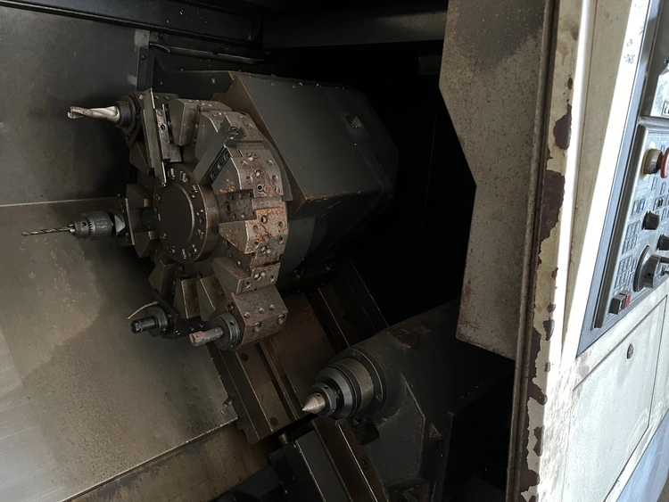 Daewoo Doosan #Lynx-220C, CNC Lathe, 3-Axis, 20" Swing, 13" Machining length, 2.6" Bar, 12.6" Turning - Image 3