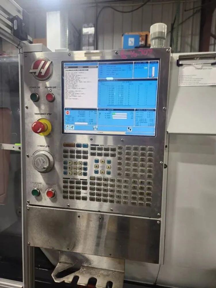 Haas #DS-30SS, CNC Lathe, 2-Axis, 21" Swing, 32.5" Centers, 26" Machining length, 10" Chuck, 3" Bar, 13" - Image 4