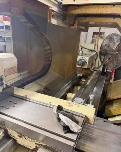Milltronics #ML18, CNC Lathe, 2-Axis, 19" Swing, 60" Machining length, 10" Chuck, 2.5" Bar, 24 HP, 2600 RPM - Image 3
