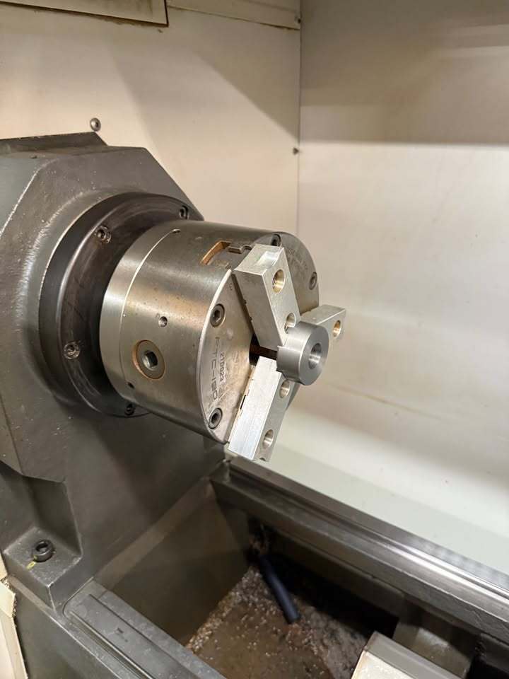 Haas #TL-1, CNC Lathe, 2-Axis, 20" Swing, 30" Machining length, 8" Chuck, 16" Turning diameter, 12 HP, 2000 - Image 2