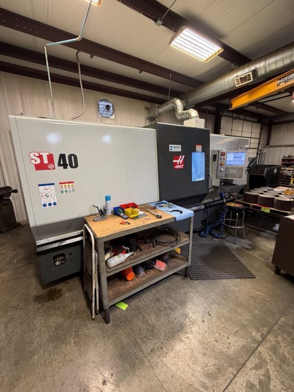 Haas #ST-40, CNC Lathe, 35.5" Swing, 15" Chuck, 4" Bar, 30" diameter x 44" L Cutting Size, 55 HP, 2400 RPM - Image 1