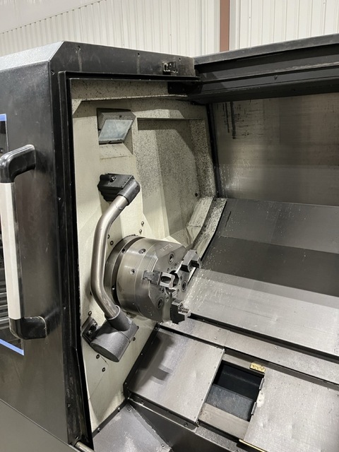 DN Solutions #Puma-DNT-2600LM, CNC Lathe, 44" Machining length, 10" Chuck, 3.2" Bore, 15" diameter x 44" L - Image 3
