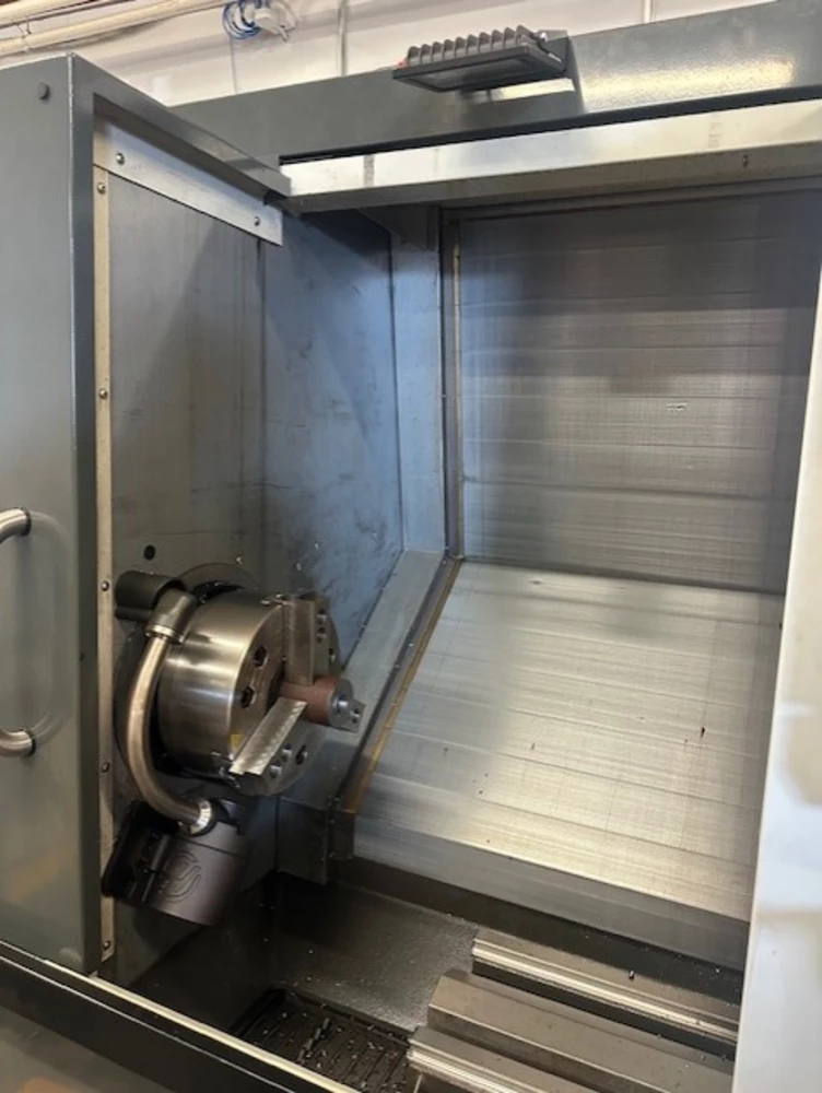 Haas #ST-35, CNC Lathe, 2-Axis, 31.8" Swing, 26" Machining length, 12" Chuck, 4" Bar, 21" Turning diameter - Image 3