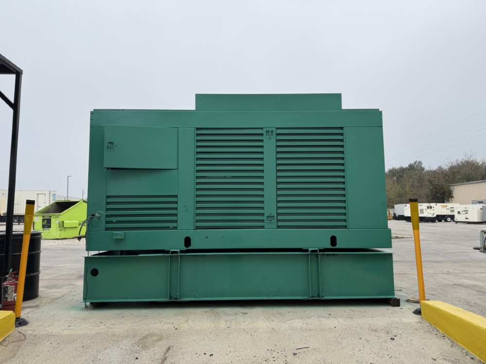 200 KW Cummins Onan #200DFBC, generator set, 244/480 Volts - Image 2