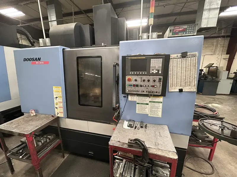 Daewoo Doosan #MV-3016, CNC vertical machining center, 30 automatic tool changer, 30" X, 16.1" Y, 20.1" Z - Image 1