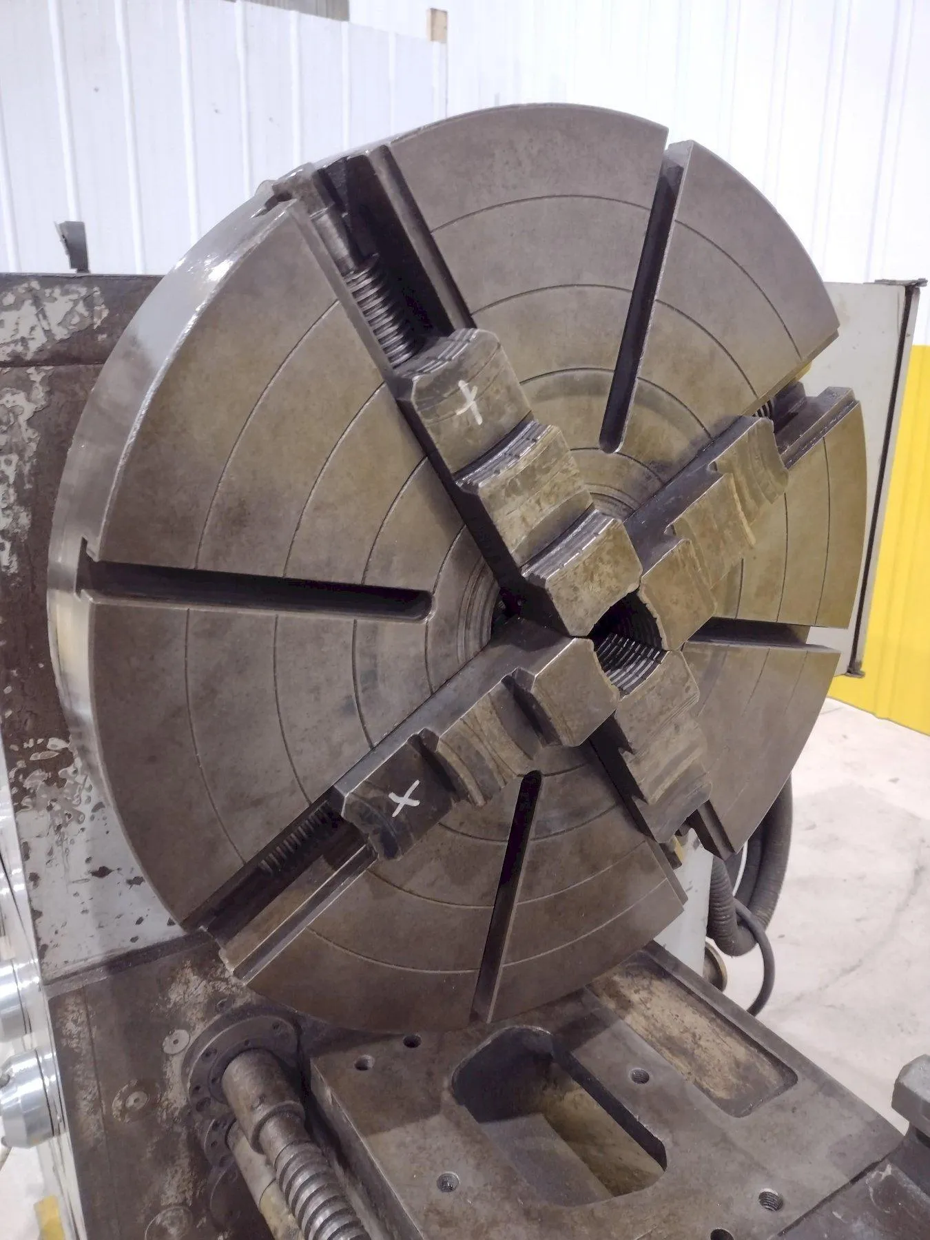 25"/35" x 157" Hercules #SPM-630x4000, Engine Lathe, 4.1" Bore, 1250 RPM, 2 Steady rest, 1997 - Image 4