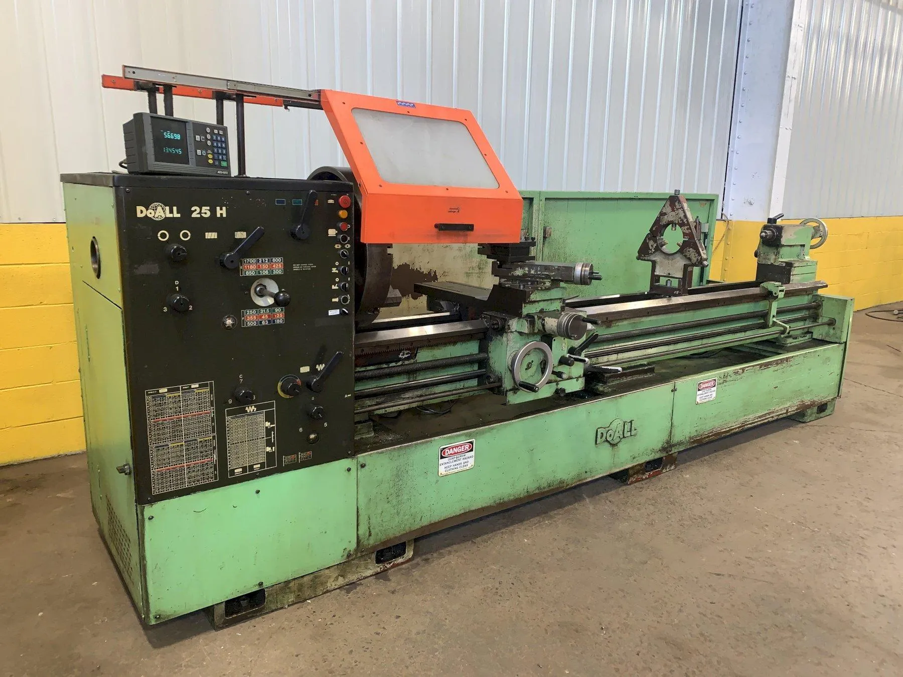 25" x 120" DoAll Romi #25H, Engine Lathe, 4.125" Hole diameter, 6" Steady rest, 15 HP, 1700 RPM - Image 3