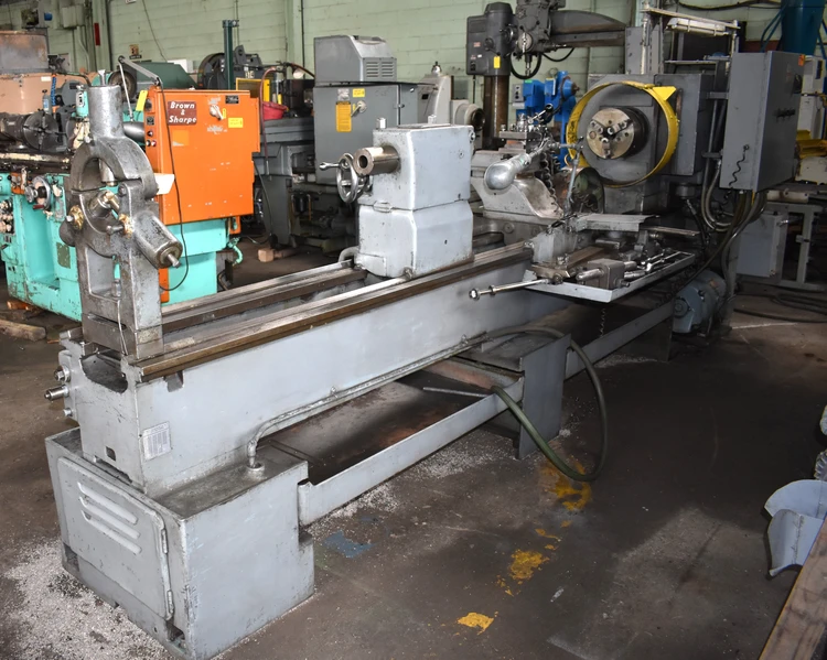 32" x 96" Leblond #Regal, Engine Lathe, 2.2" Bore, 4.75" Compound rest, 720 RPM - Image 3