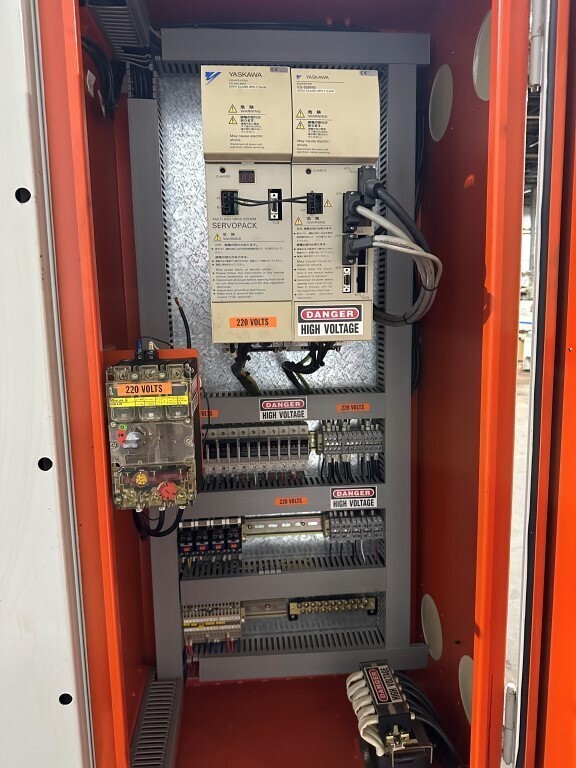 Milltronics #RW12, Vertical Machining Center, 24" X, 12" Y, 16" Z, 12" x 30" Table, 15 HP, 10000 RPM, CAT40 - Image 7