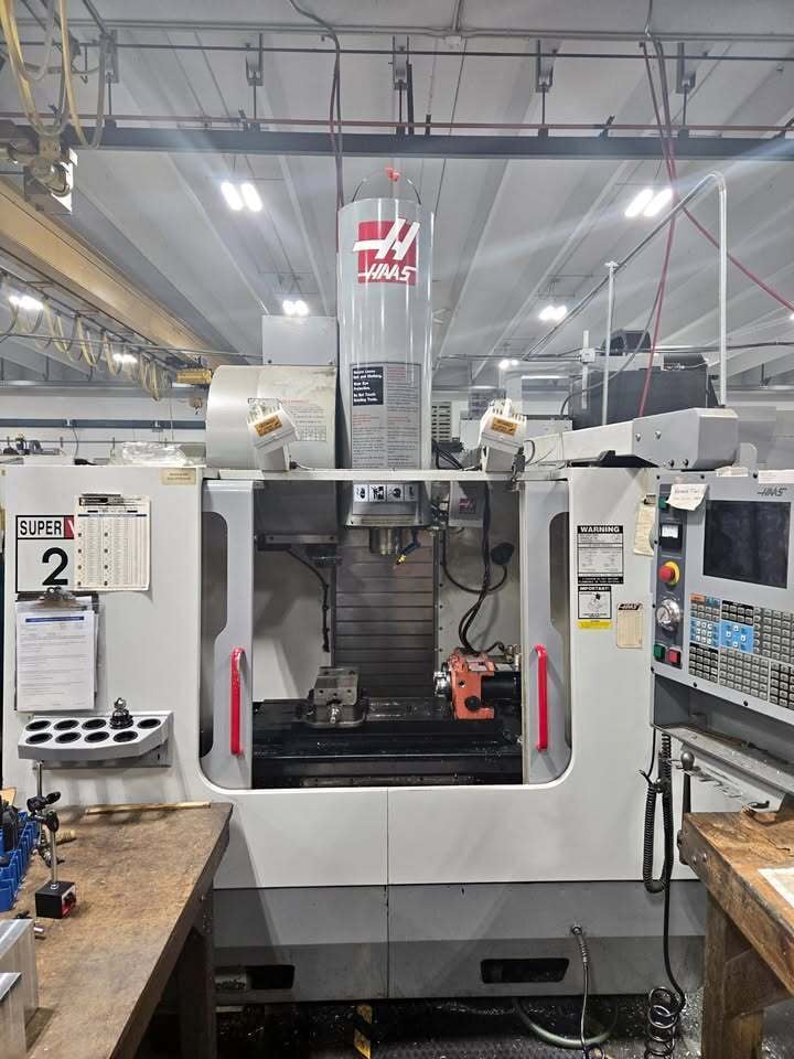 Haas #VF-2SS, Vertical Machining Center, 3-Axis, 30" X, 16" Y, 20" Z, 14" x 36" Table, 30 HP, 12000 RPM, CT - Image 1