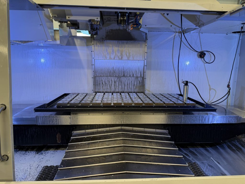 Haas #VM-6, Vertical Machining Center, 3-Axis, 64" X, 32" Y, 30" Z, 64" x 28" Table, 30 HP, 12000 RPM, CAT40 - Image 2