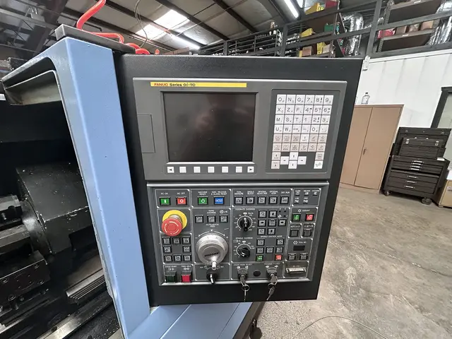 Daewoo Doosan #Lynx-220LMA, CNC lathe, 20" swing, 6" chuck, 2" bar, 9.84" dia., 20" centers, 12 turret, 6000 - Image 6
