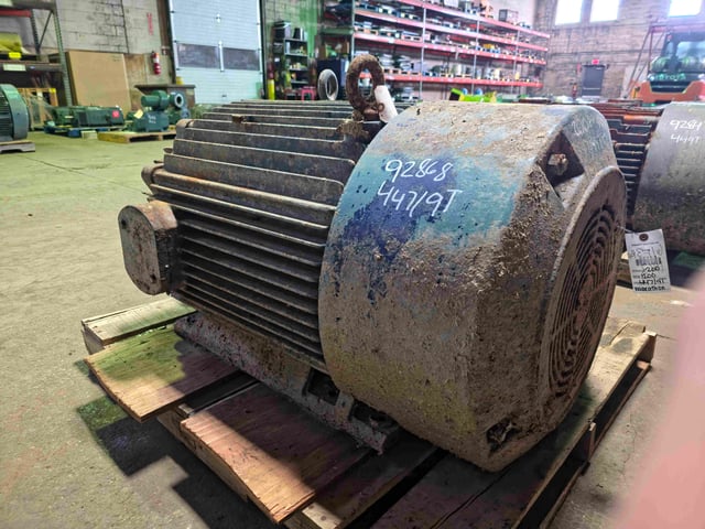 200 HP 1200 RPM Marathon, Frame 447/9T, TEFC BB, 575 Volts - Image 1