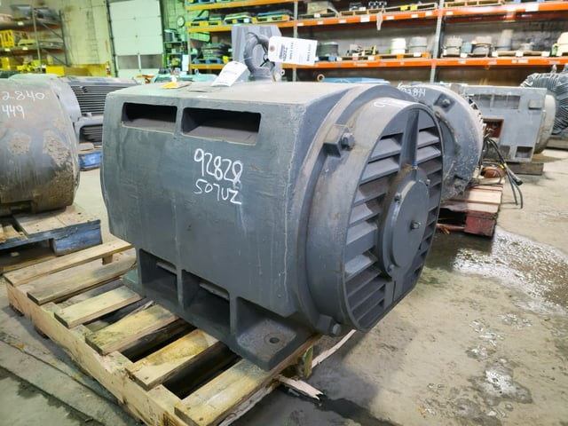 250 HP 900 RPM Toshiba, Frame 507UZ, Drip-Proof Ball Bearing, 460 Volts - Image 2
