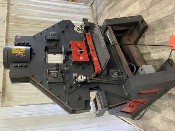 6" x 6" x 1/2" Edwards #120, hydraulic ironworker, 120 ton, 10 HP, 30 SPM, electric foot trip - Image 2