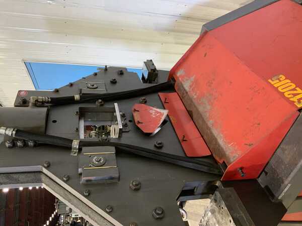 6" x 6" x 1/2" Edwards #120, hydraulic ironworker, 120 ton, 10 HP, 30 SPM, electric foot trip - Image 3