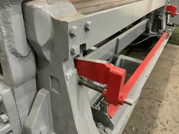 8' x 1/2" Bertsch #9, plate bending roll, 10" roll diameter, vari-speed, 3-roll drive, air drop, motorized - Image 5