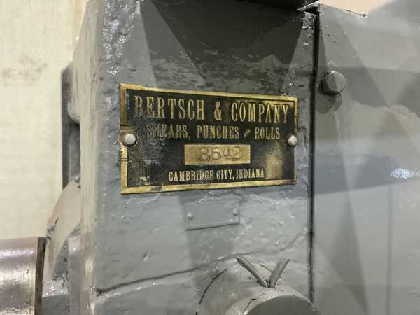 8' x 1/2" Bertsch #9, plate bending roll, 10" roll diameter, vari-speed, 3-roll drive, air drop, motorized - Image 7