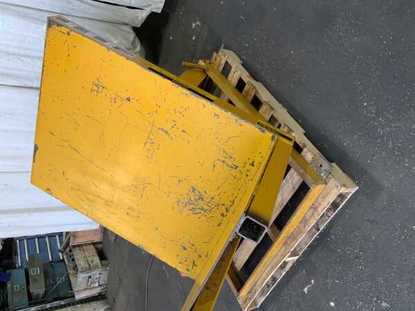 Bishamon, 2000 lb. 47-1/2" x 42" hydraulic tilting table, dual foot pedals, 1 HP, 110 V. - Image 6