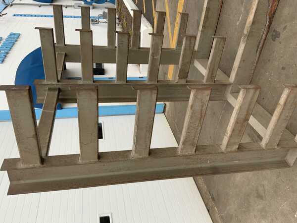 6 arm x 18" wide cantilever style ra, 84" height, 40" center between arms - Image 8