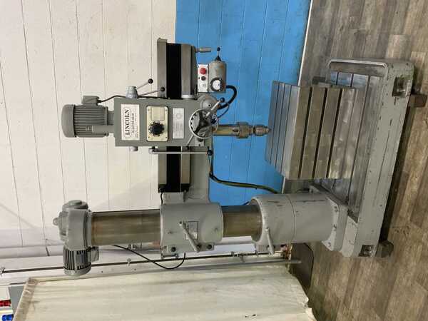 3' -8.25" Lincoln #820A, radial arm drill, 25" x 38" base, power arm elevation, manual head clamping, 2 HP - Image 10