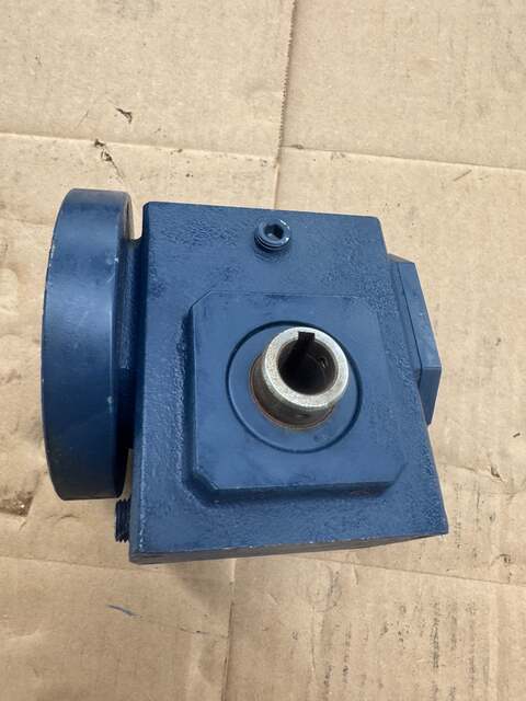Grove Gear Worm Gear Reducer HMQ213-1 - Image 4