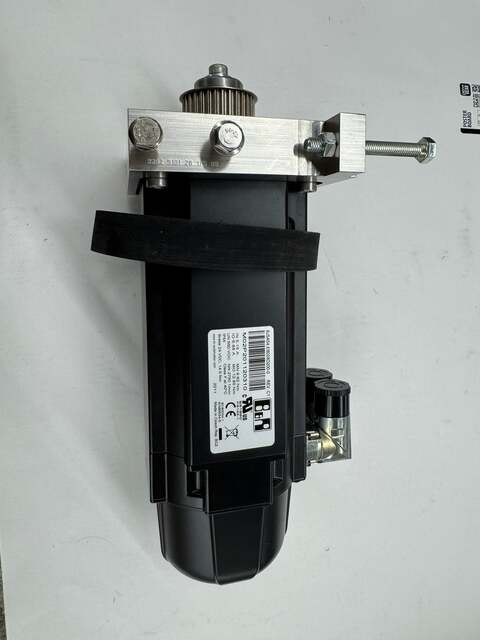 3 kW B & R Automation Servo Motor 8JSA54.EB028D200-0 - 3000 RPM - Image 1