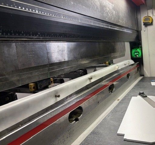 88 Ton, ByStronic #Bybend-Star-80/1530, robotic press brake, 5' overall, 61.8" between housing, 7.9" stroke - Image 5