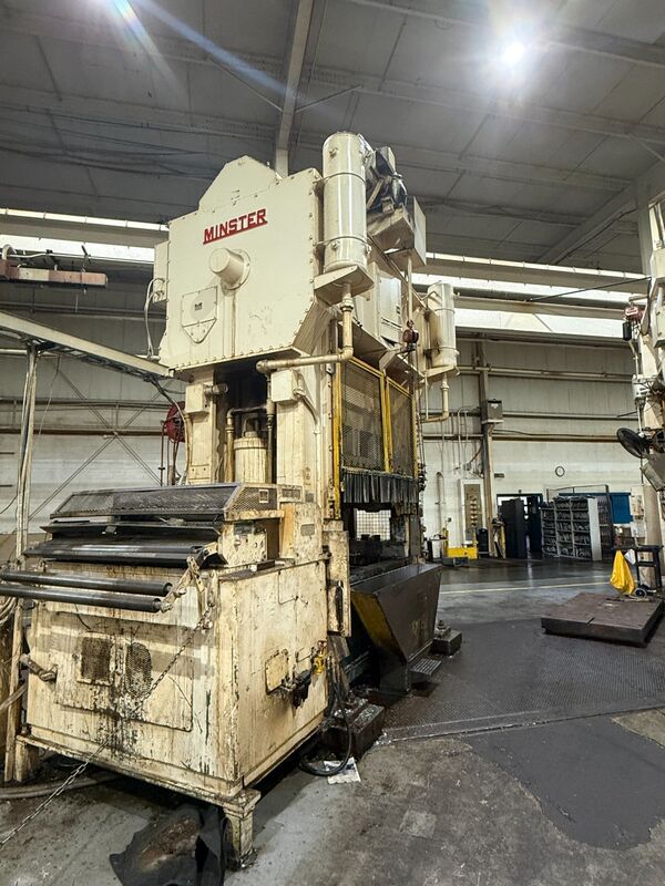 300 Ton, Minster Hevistamper #E2-300, straight side double crank, 12" stroke, 32" Shut Height, 6" adj., 80 - Image 3