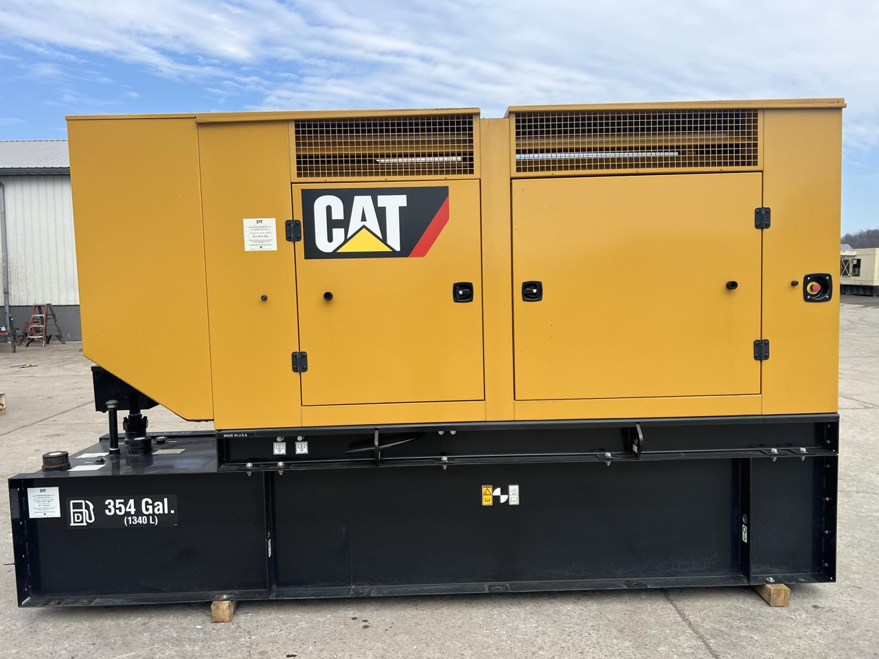 175 KW Caterpillar #D175-2, Diesel Generator Set, 275 HP CAT engine, 1800 RPM, circuit breaker, 277/480 - Image 4