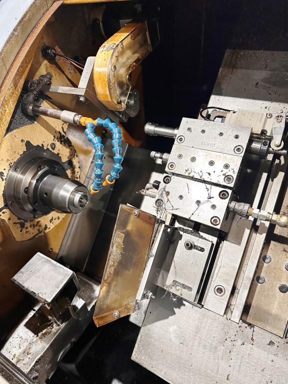 Leadwell #T5, CNC gang slide lathe, Fanuc 0i Mate TD controls, 12.9" swing, 1.6" bar, 6" chuck, 2005 - Image 3