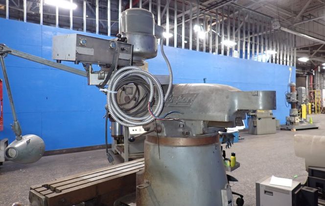 Bridgeport, Vertical Mill w/DRO, 9" x 42" Table, 1 HP, 1730 RPM, 230/460 V - Image 10