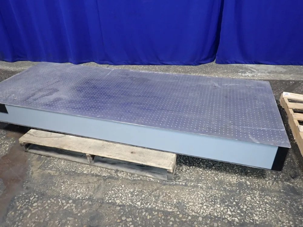 Newport #Technical-Series, Optical Table, 96" x 36" capacity - Image 2