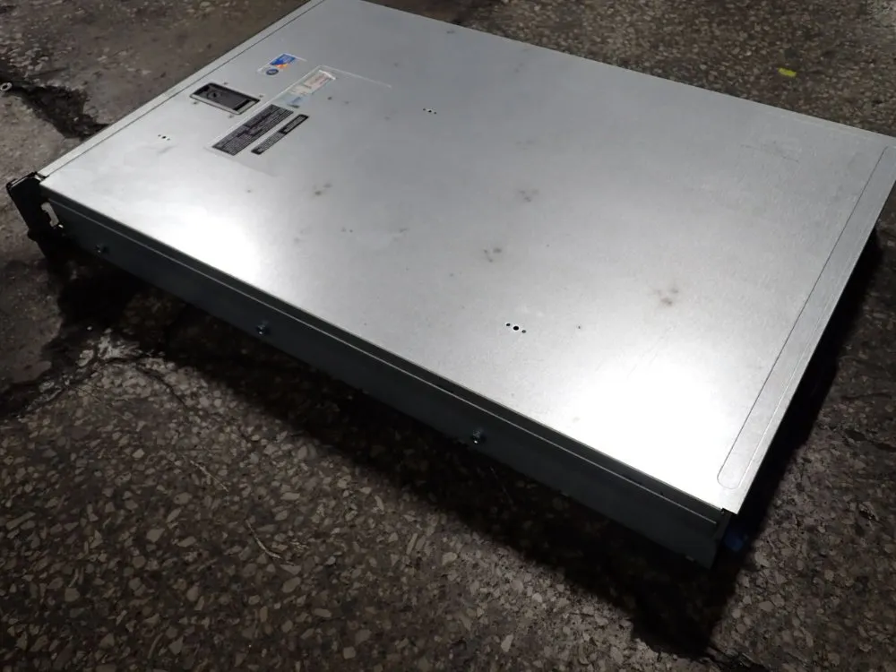 Dell Inc. #WMTE01, Rack Workstation, 9 Amps, 100-240 V - Image 8