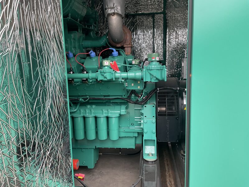 750 KW Cummins #C750N6, natural gas generator set, 277/480 Volts, 3-phase, GTA50E engine, 2026, new - Image 9
