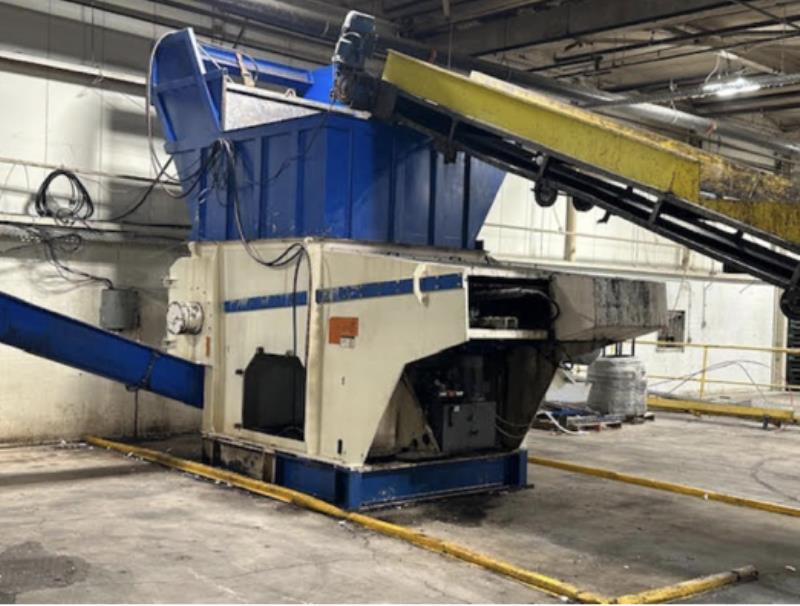 Vecoplan #RG70, Single Shaft Shredder, 200 HP, 20" Rotor, 84 Cutters, 70" x 82" Chamber, Hard Faced Rotor - Image 1