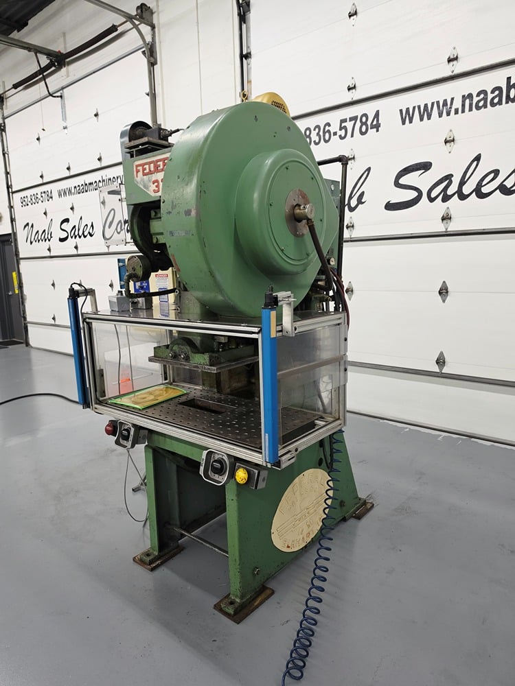 32 Ton, Federal #32, OBI Back Geared Punch Press, 15" x 24" bed, 3" stroke, 9.5" shut height, 2" slide - Image 4